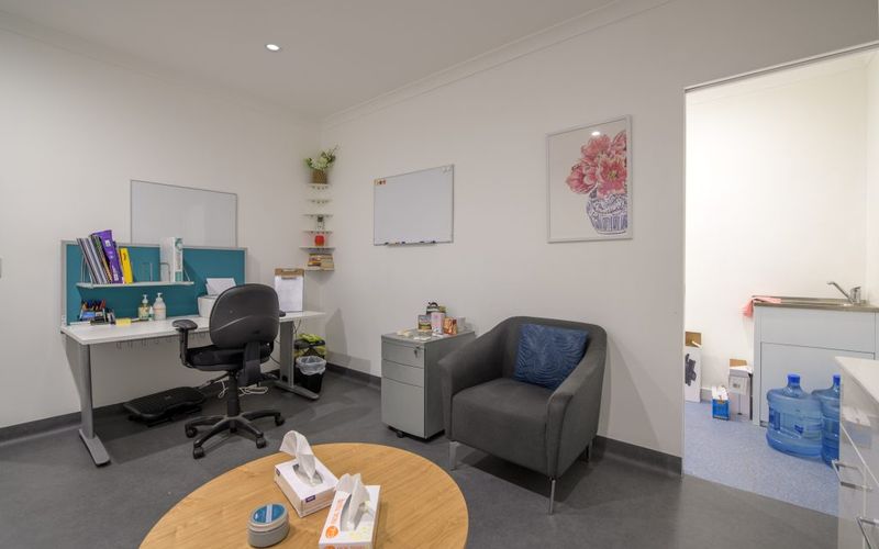 1 Manning Street, South Gladstone Image 1