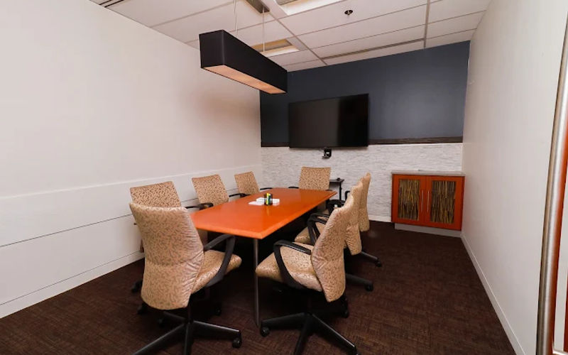 885 W Georgia St, Vancouver Image 1