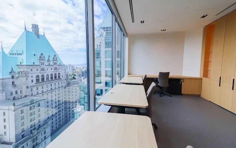 885 W Georgia St, Vancouver Image 2