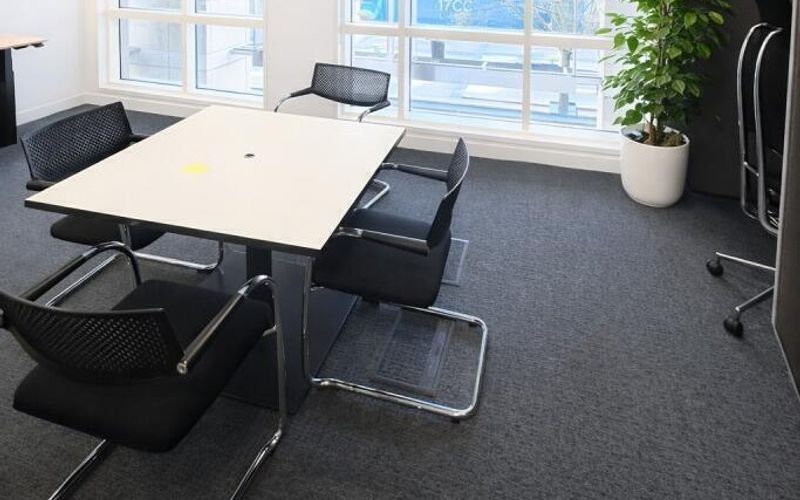 Westferry Circus Canary Wharf, Greater London Image 6