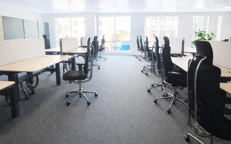 Westferry Circus Canary Wharf, Greater London Image 3