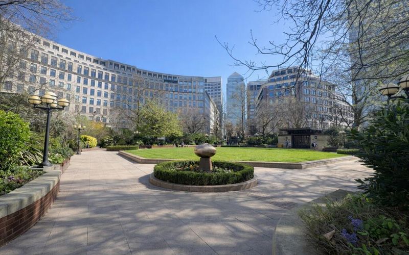 Westferry Circus Canary Wharf, Greater London Image 10