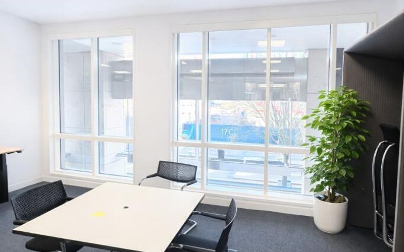 Westferry Circus Canary Wharf, Greater London Image 11