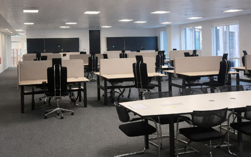 Westferry Circus Canary Wharf, Greater London Image 3