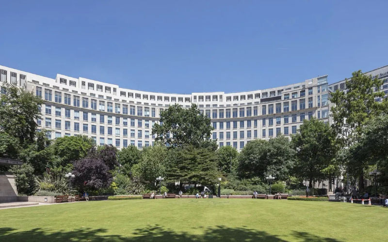 Westferry Circus Canary Wharf, Greater London Image 8