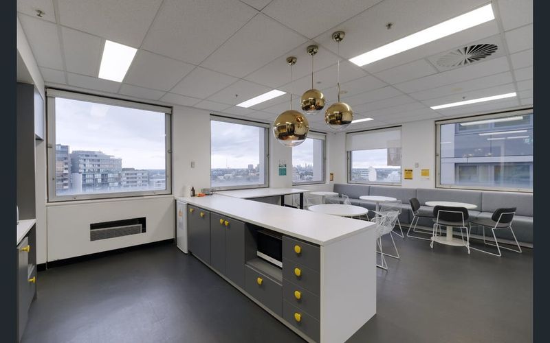 213 Miller St, Sydney Image 3