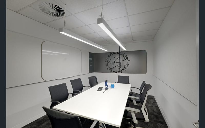 213 Miller St, Sydney Image 2