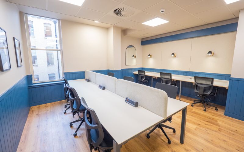 76 King Street, Greater Manchester Image 3