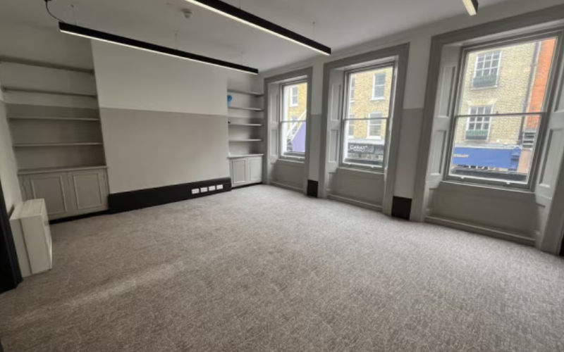 12 South Molton St, London Image 1