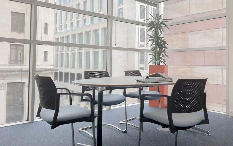 80 Cheapside, Greater London Image 1