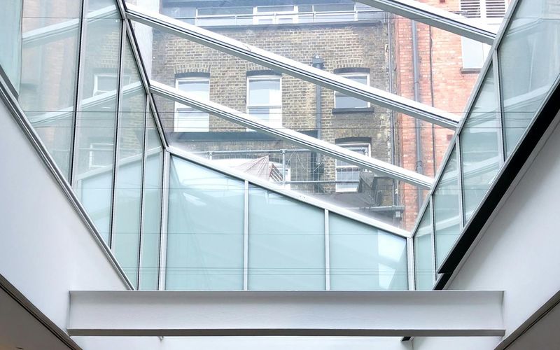 18 Newman Street, London Image 4