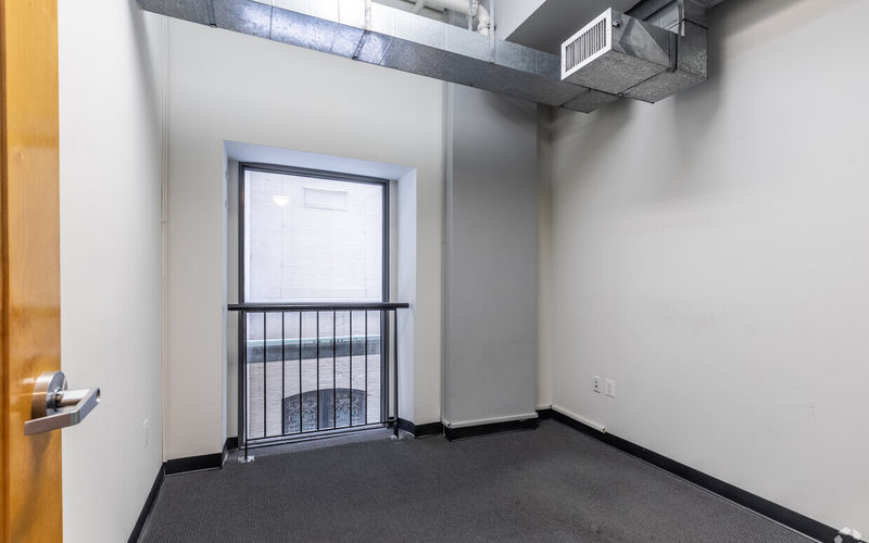 217 N Charles St, Baltimore Image 8