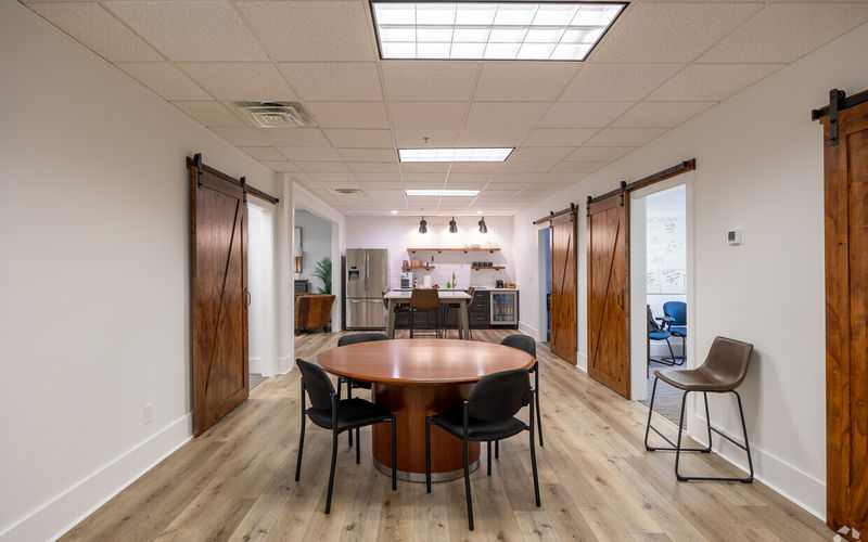 290 South Main Street, Alpharetta/atlanta Image 2