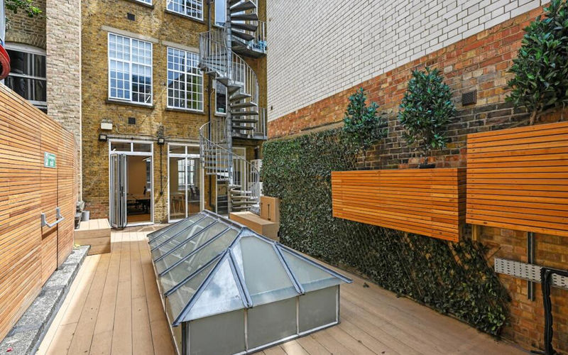 93 Wardour Street, Greater London Image 6