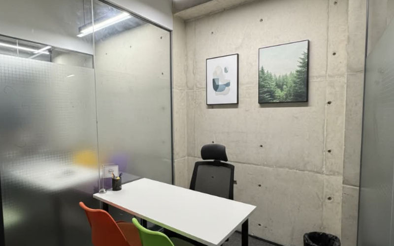 Block C House 111 Road 8, Dhaka Image 1