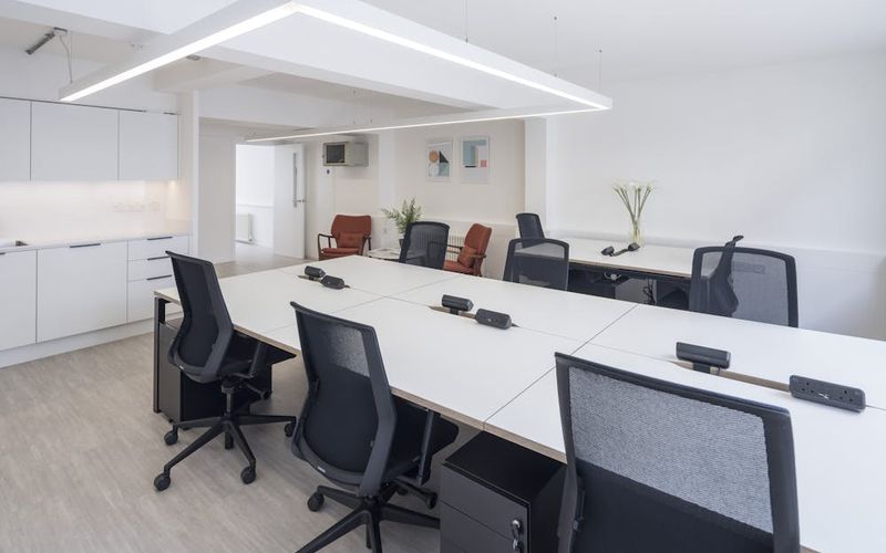 10 Rathbone Place, Greater London Image 4