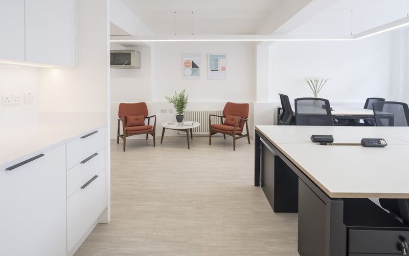 10 Rathbone Place, Greater London Image 1