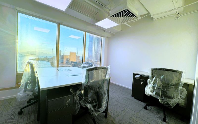 33 Canton Road, Tsim Sha Tsui Image 1