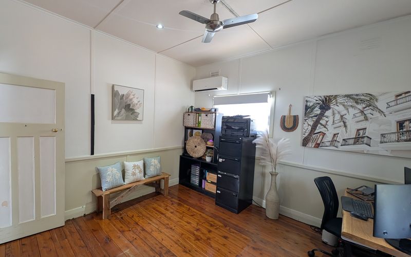 30 Ernest Street, Belmont Image 2