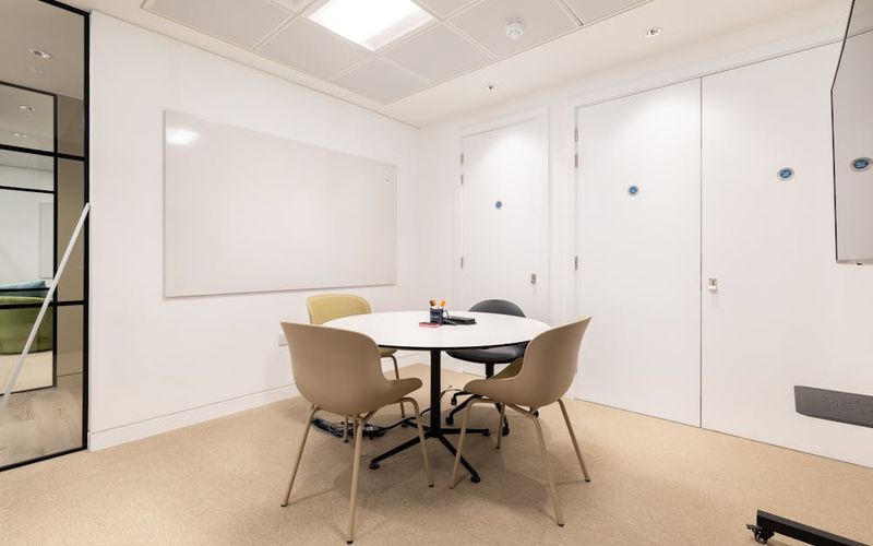 4 Matthew Parker Street, Greater London Image 4