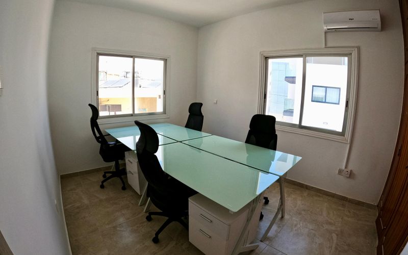 3 Dimosthenous, Larnaka Image 5