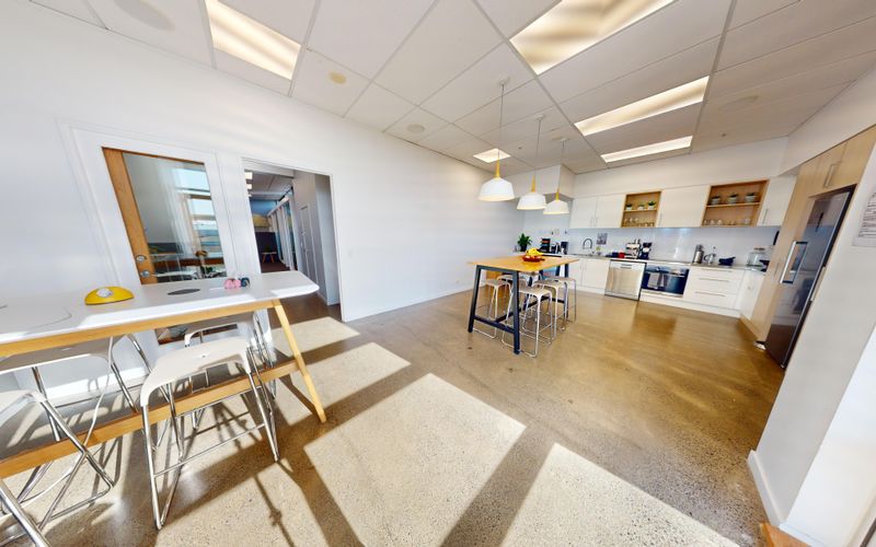 21 Humphreys Drive, Ferrymead Christchurch Image 3