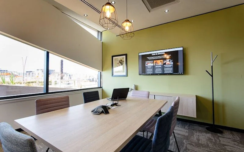 Gateway West 22 Magwa Cres, Johannesburg Image 9