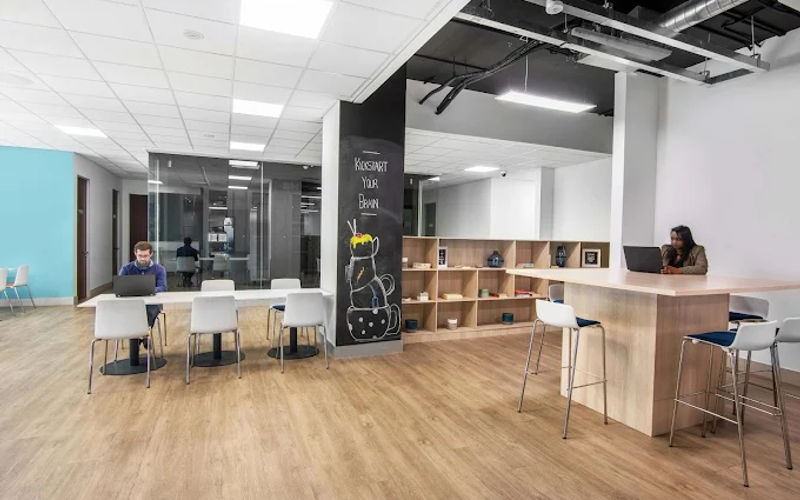 128 Leslie Ave, Johannesburg Image 2