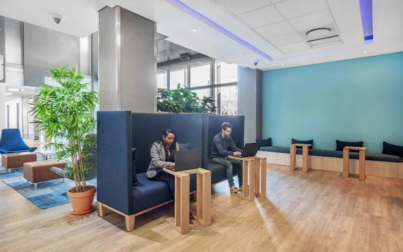 128 Leslie Ave, Johannesburg Image 8