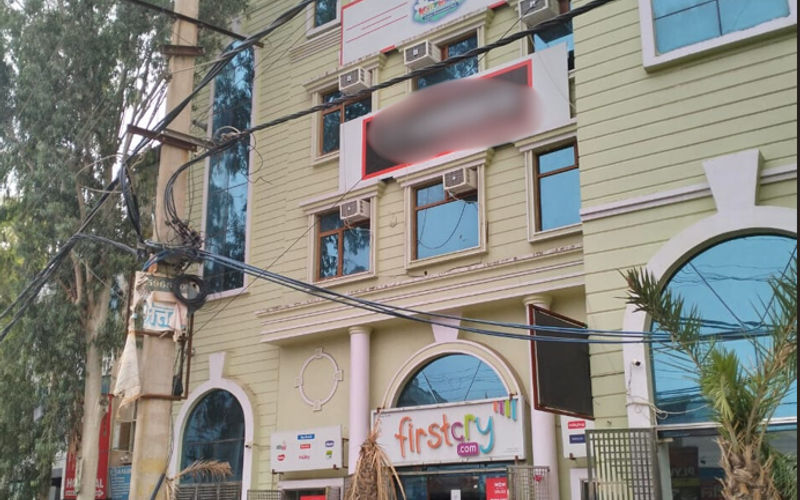 Main Kanjhawala Road, North West Delhi Image 10