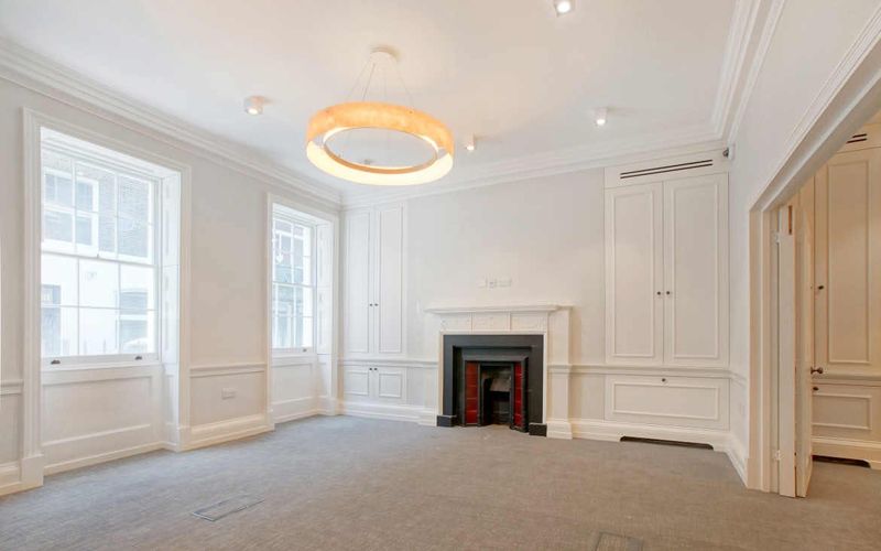 17 Carlisle Street, Greater London Image 1