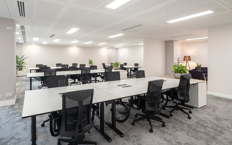 10 Lower Thames Street, Greater London Image 1