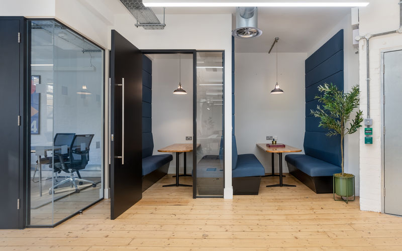 4 Nile Street, London Image 1