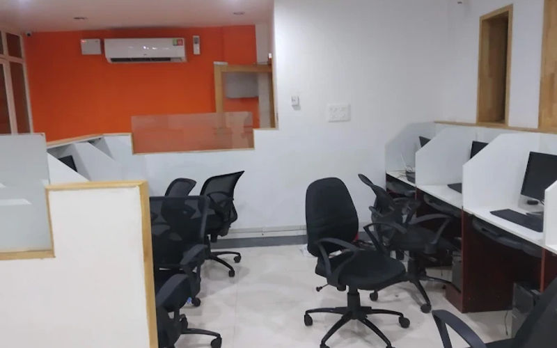 Mahatma Gandhi Rd Padma Junction Kacheripady, Kochi Ernakulam Image 2