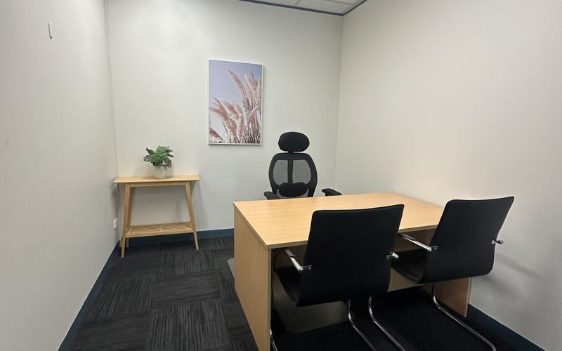 242 Hawthorn Road, Caulfield North Image 3