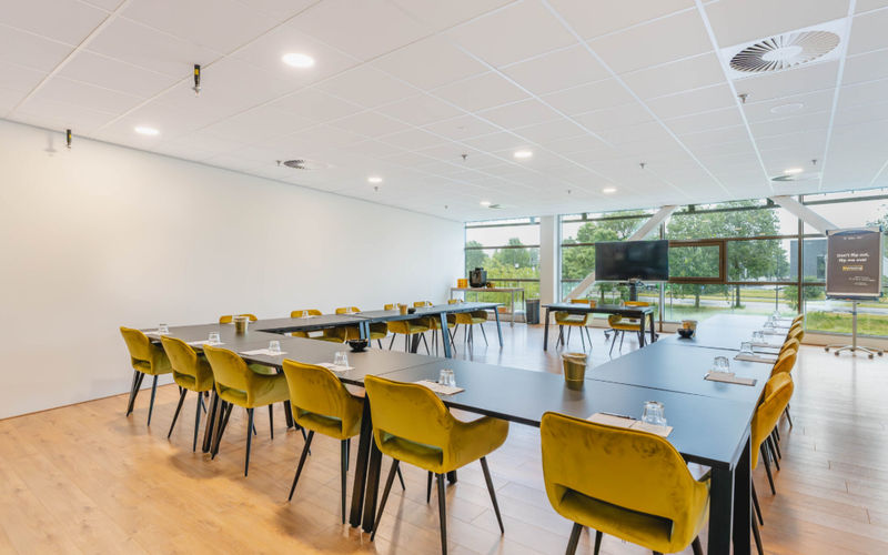 760 Flight Forum, Eindhoven Image 8