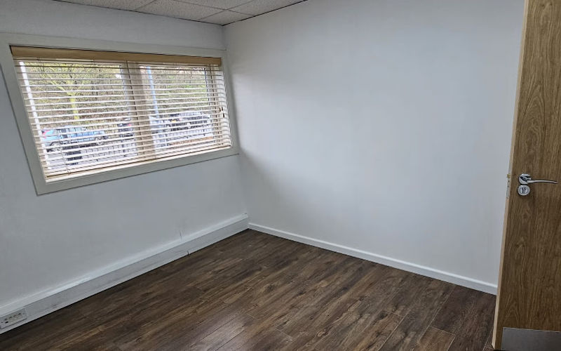 219 Hool Cl, Greater London Image 1