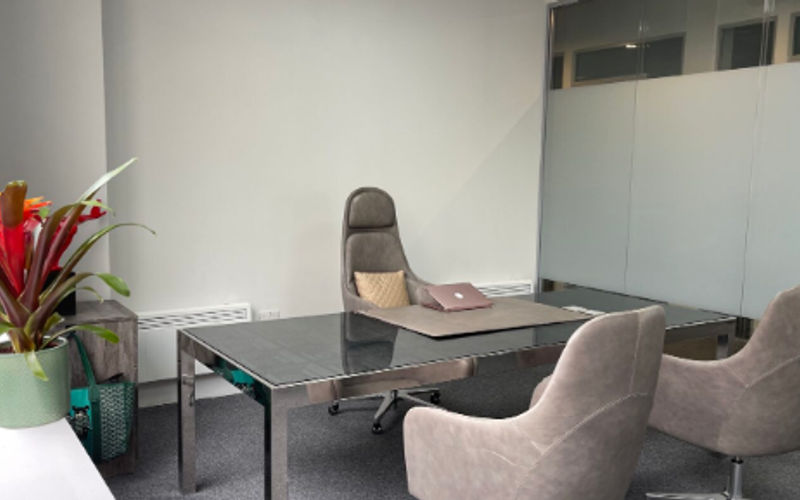 106 Finchley Road, London Image 1