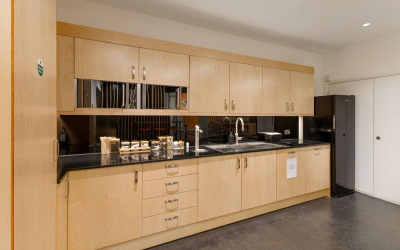 11 Lavington St, London Image 7