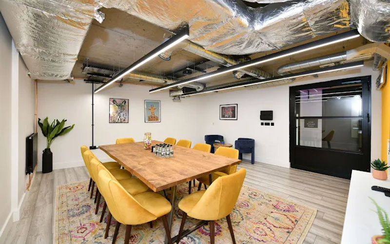 415 Wick Ln Bow, London Image 3