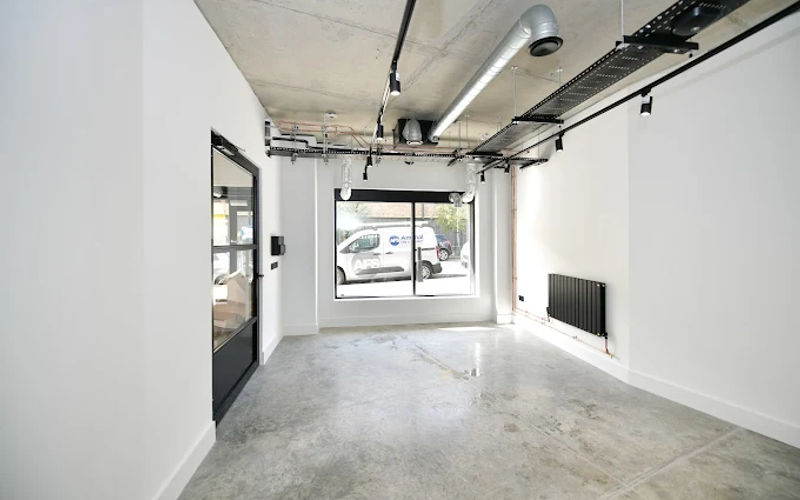 415 Wick Ln Bow, London Image 2