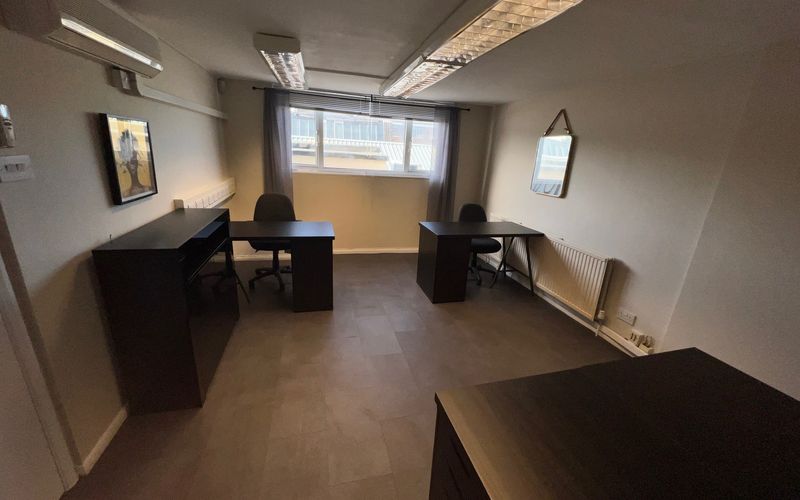 12 Deer Park Road, Greater London Image 8