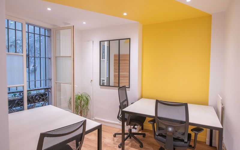 54 droite Rue Greneta, Paris Image 6