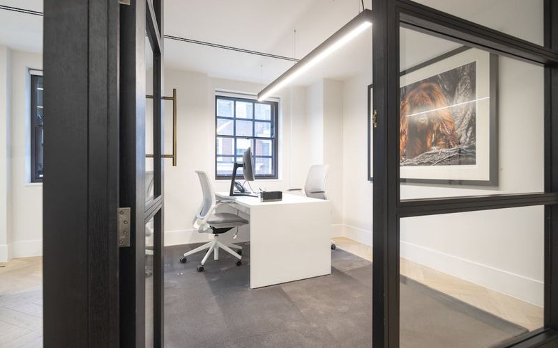 24 Grosvenor Street, Greater London Image 1