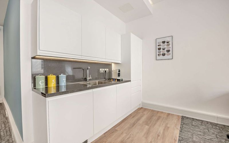 46 Gresham Street, Greater London Image 7