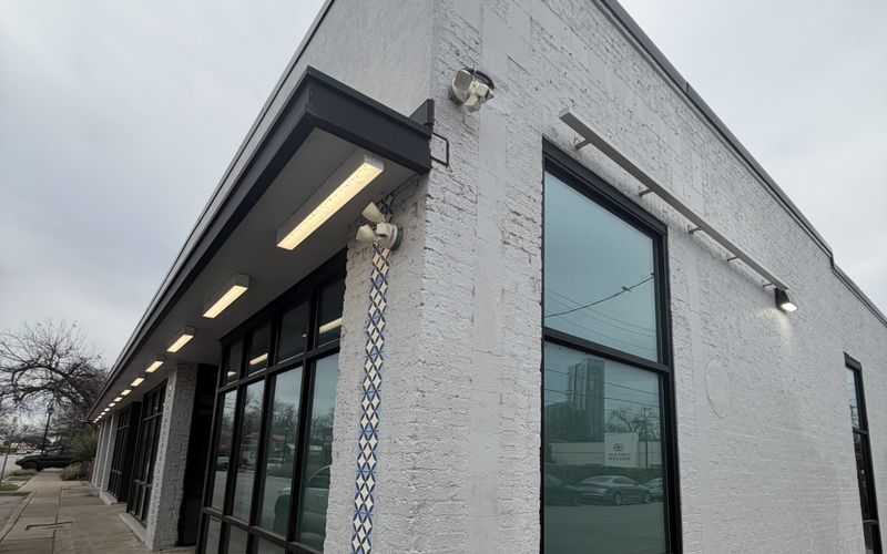 1201 East Cesar Chavez Street, Austin Image 1
