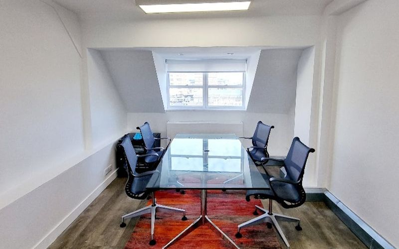 4 Golden Square, Greater London Image 6