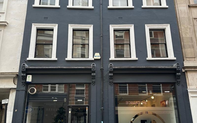 21a D'arblay Street, Greater London Image 7