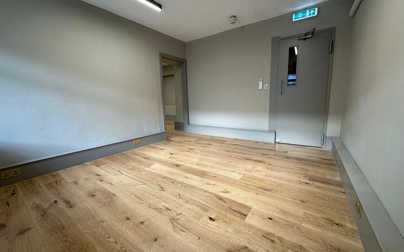 21a D'arblay Street, Greater London Image 5