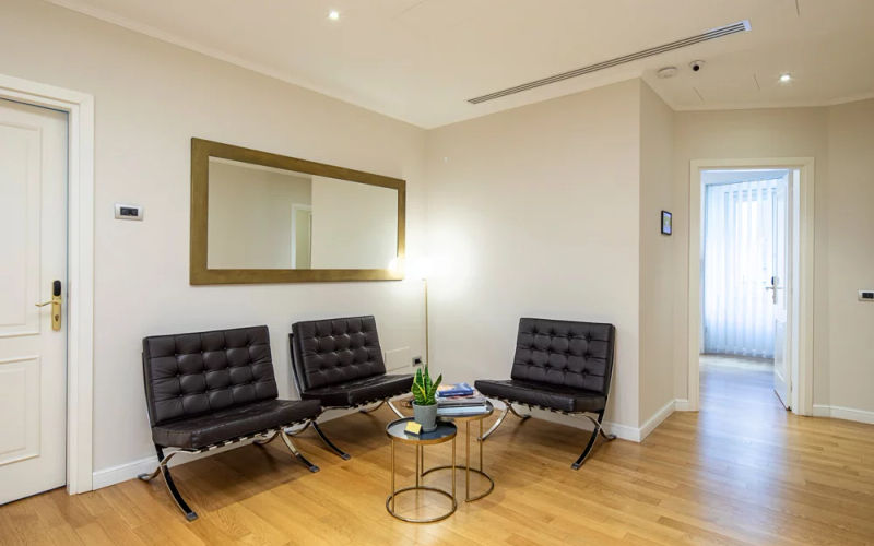 8 Via Monte Napoleone, Milan Image 5